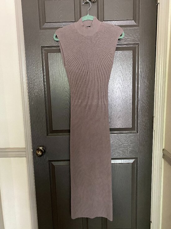Wilfred Dresses & Skirts - Wilfred Aritzia Knit Midi Dress Brown Sleeveless Mock Neck Small